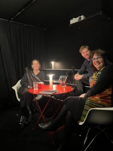 Podcastaufnahme doch dort mit Sybille Krafft, Jonathan Coenen, Lisa Steinbacher im BADEHAUS