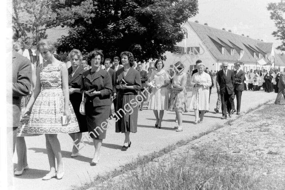 Katholische Traditionen waren im Waldramer Alltag wichtig.